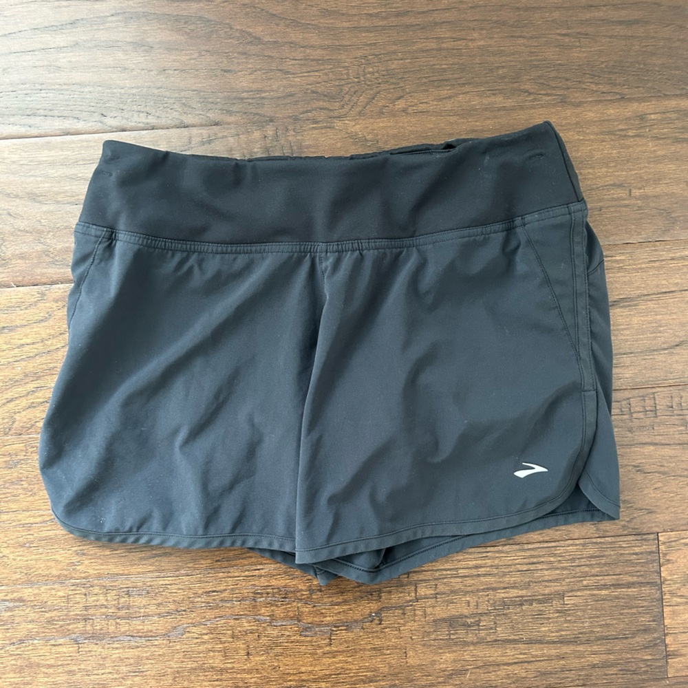Brooks Shorts 5”